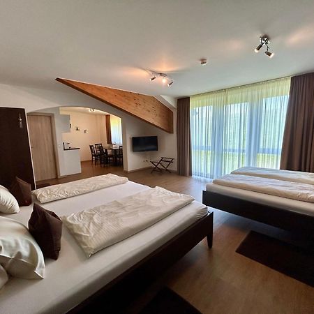 Gaestehaus Am Lindenhain Erding Exteriör bild