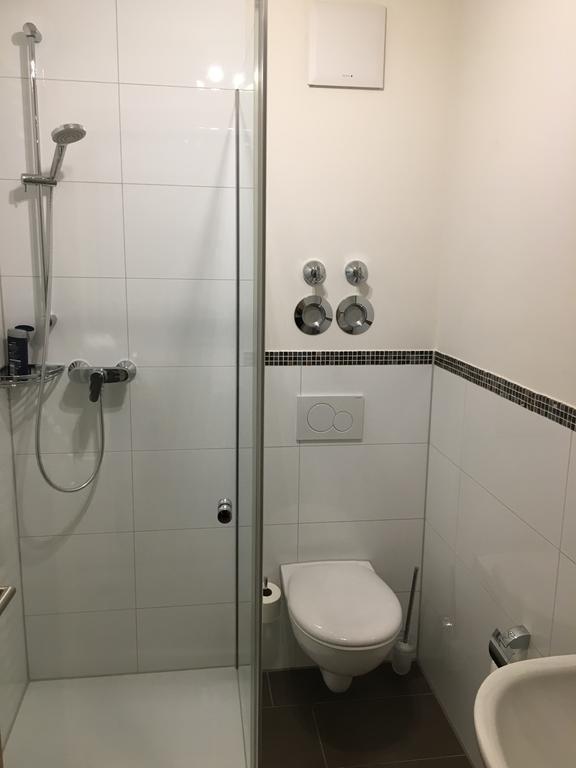 Gaestehaus Am Lindenhain Erding Exteriör bild
